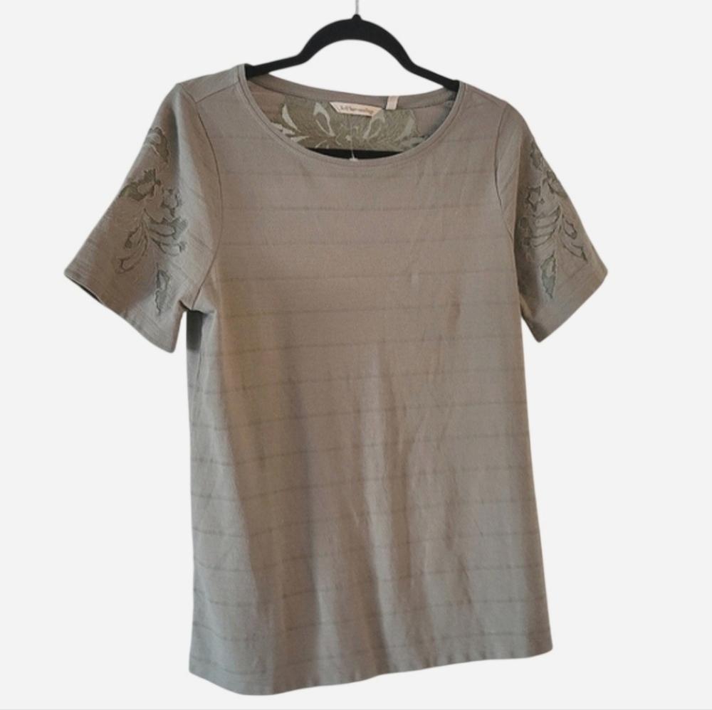 Soft Surroundings Ventana Tee Shirt Olive Green Neutral Floral Short Sleeve NWOT